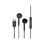 Earbud headphones between headphones and USB-C connector